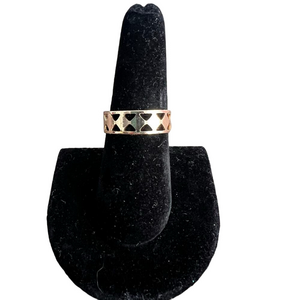 Gold tone diamond cut out gemoetric open ring band - size 8